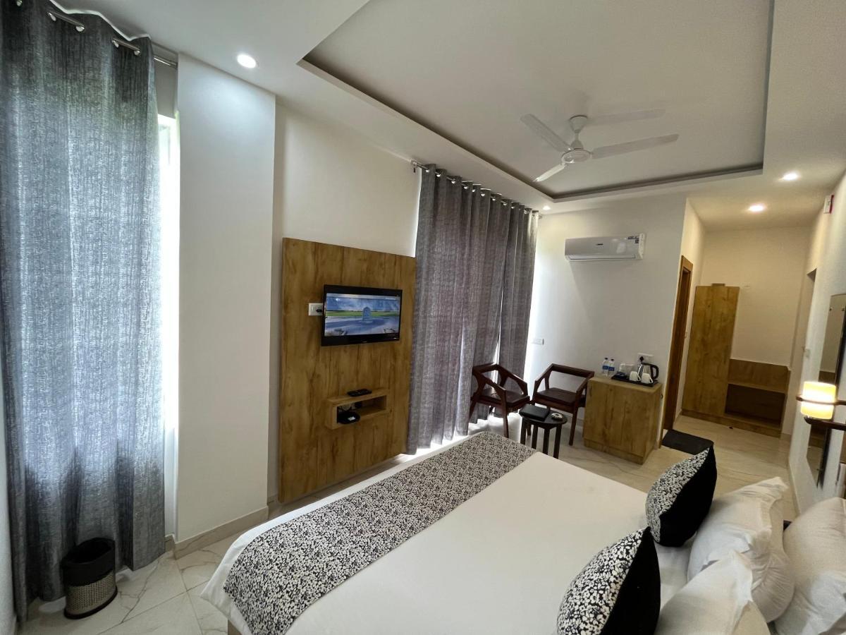 Click Collection The Abode, Dharamshala Hotel Buitenkant foto